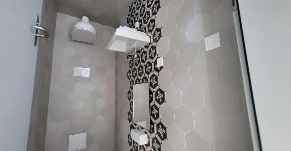 Magnificent komplett renoviertes Duplex mit großem Balkon