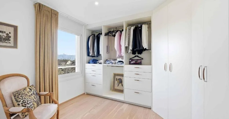 Große Wohnung in absoluter Ruhe, mit Aussicht! – Foto 10 von 26
