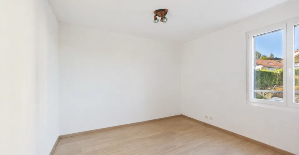 Familienvilla mit 5,5 Zimmern, Garten und Garage – Foto 18 von 27