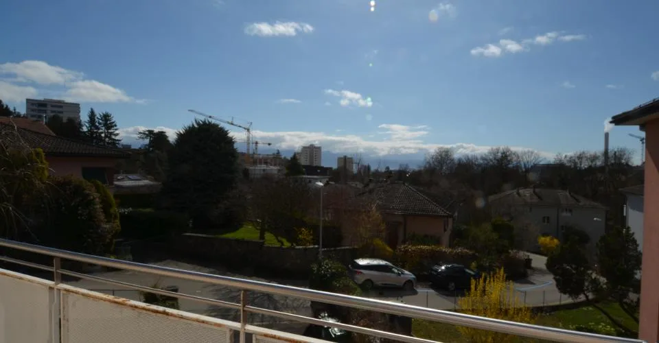 Lumineux et spacieux 5,5 pièces avec grand balcon, proche commodités – photo 11 sur 13
