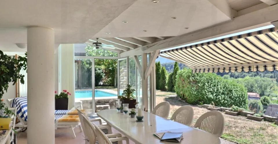 Superbe maison 6,5 pièces avec un dégagement et vue d'exception – photo 4 sur 13