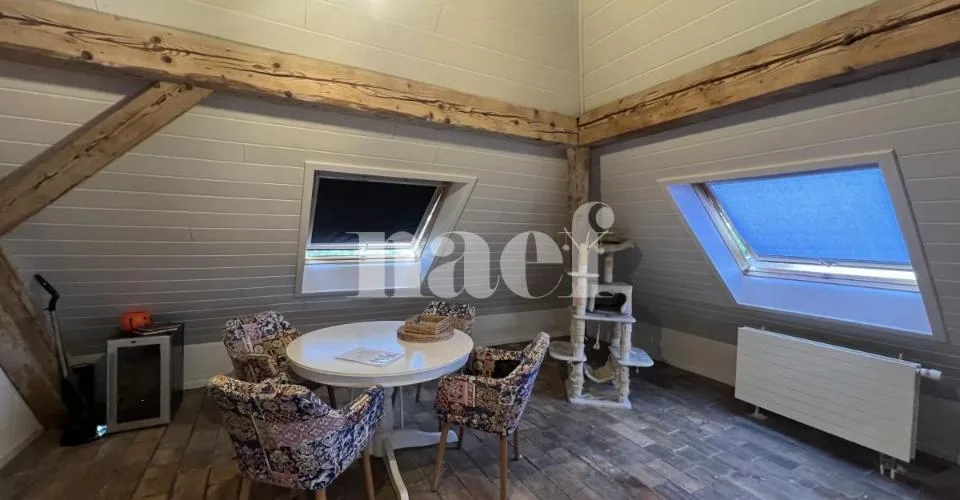 Avenches, Loft de 120 m2 au 3ème étage à louer ! – Foto 2 von 8