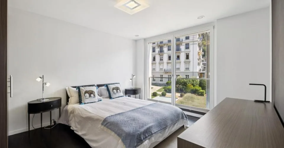 Appartement von Ausnahme mit Panoramablick auf den See – Foto 24 von 26