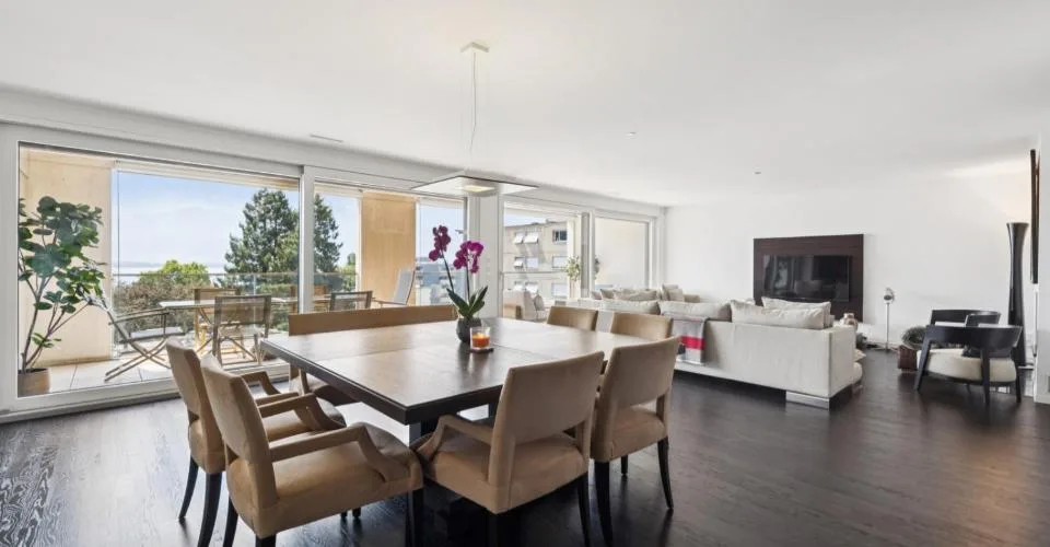 Appartement von Ausnahme mit Panoramablick auf den See – Foto 18 von 26