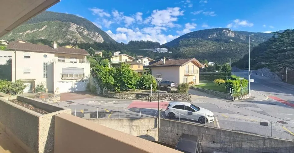 Magnifico appartamento di 3,5 locali a Sierre, vicino al Lago Géronde! – foto 26 di 26