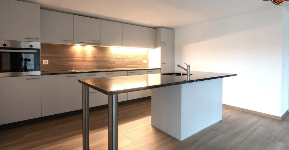 4½ PIECES - Duplex