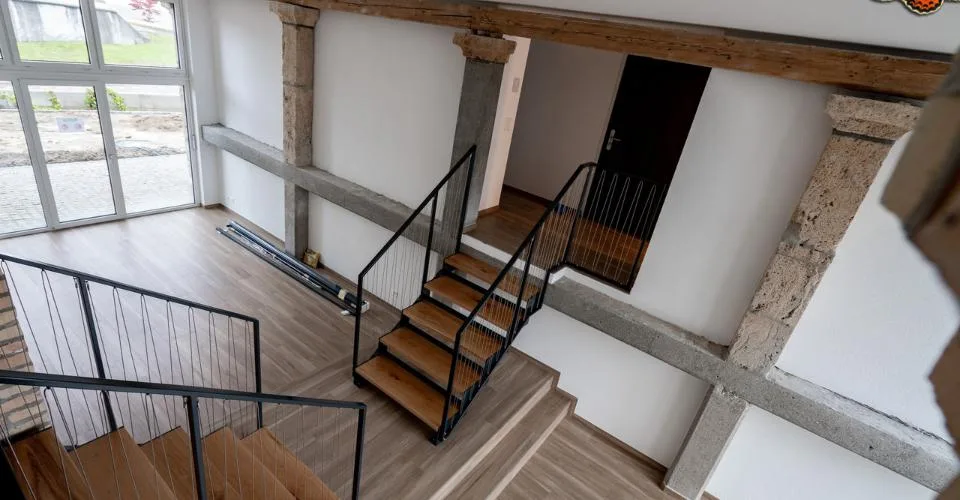 4½ PIECES - Duplex