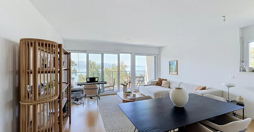 EN EXCLUSIVITÉ I Magnifique appartement de 3 pièces avec vue lac – photo 3 sur 10