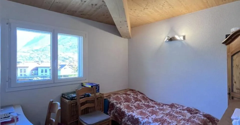 Lumineux appartement de 3.5 pièces en attique à Fully – foto 6 di 12