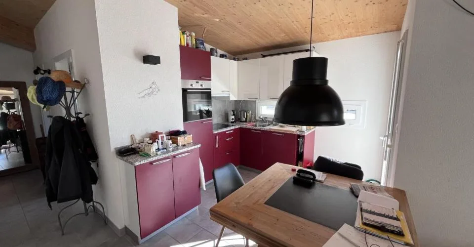 Lumineux appartement de 3.5 pièces en attique à Fully – foto 2 di 12