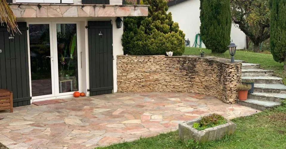 Appartement meublé de 3 pièces avec terrasse à Confignon