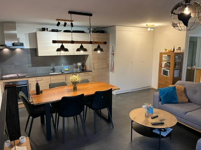 Appartement moderne avec terrasse privée