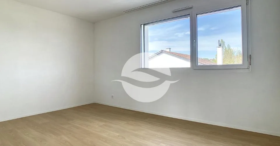 3,5 pièces avec balcon - 1er étage