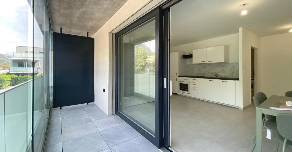Studio neuf au 1er étage