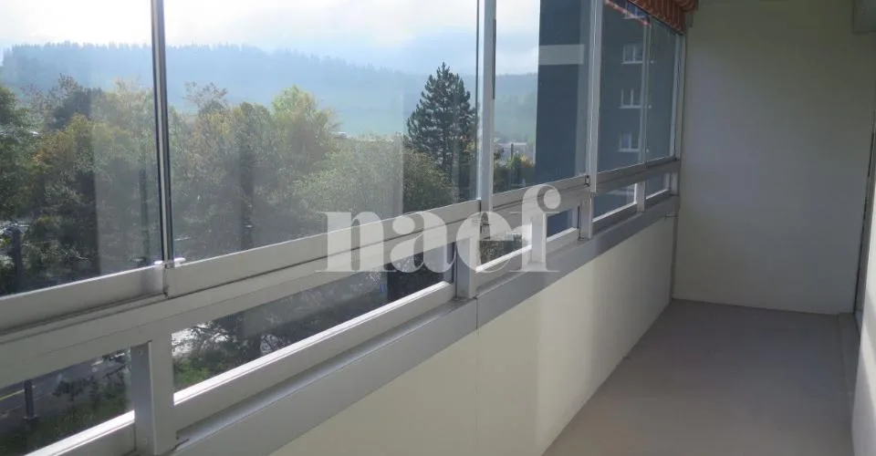 Magnifique appartement de 2.5 pièces avec balcon – Foto 5 von 5
