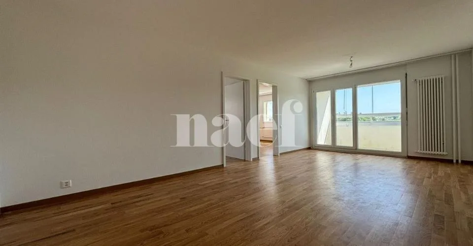 Magnifique appartement de 2.5 pièces avec balcon – Foto 2 von 5