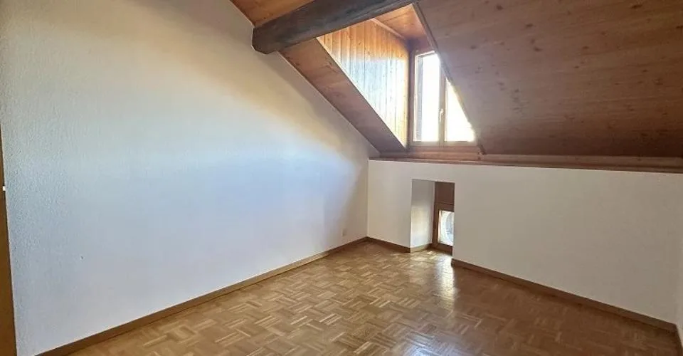 Wohnung mit 3.5 Zimmern im 3. Stock – Foto 6 von 10