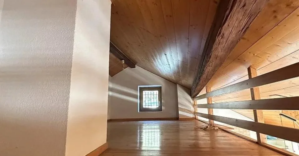 Wohnung mit 3.5 Zimmern im 3. Stock – Foto 4 von 10