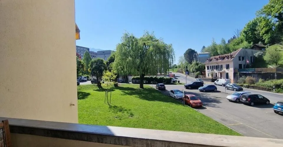 A saisir ! Magnifique appartement situé dans un quartier verdoyant ! – photo 8 sur 8