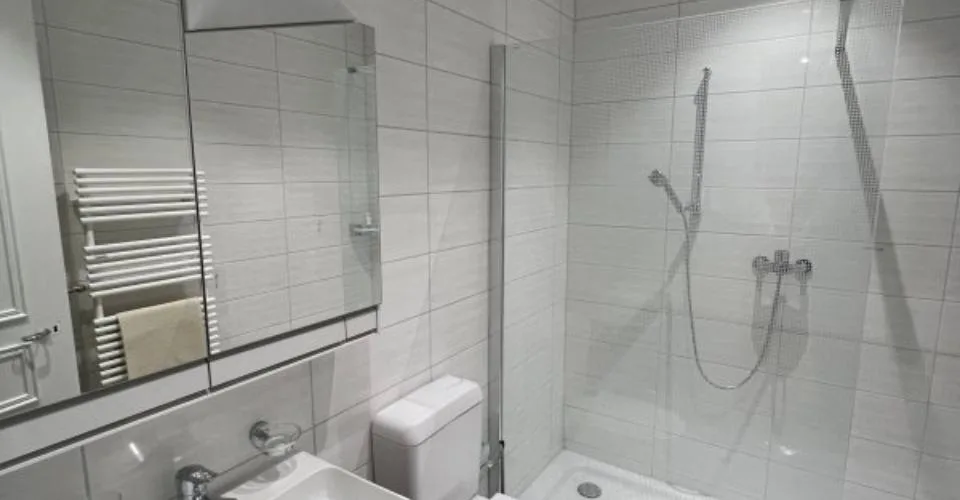 00231 - Appartement 2 pièces - Rue de L'Evole 19 - NEUCHATEL – Foto 6 von 6