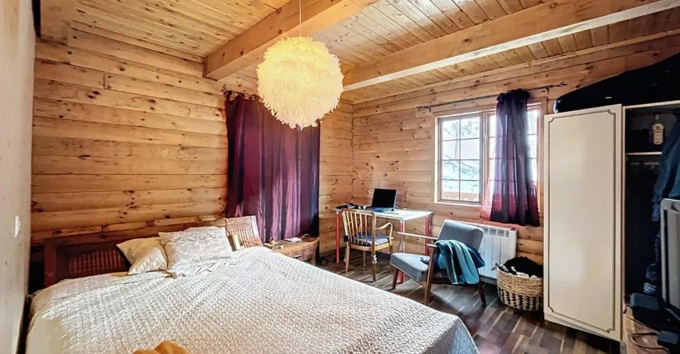 Chalet canadese in tronchi con due appartamenti e vista mozzafiato – foto 8 di 26