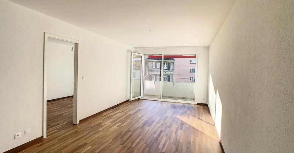 Geräumige 2.5-Zimmer-Wohnung mit Balkon – Foto 10 von 14