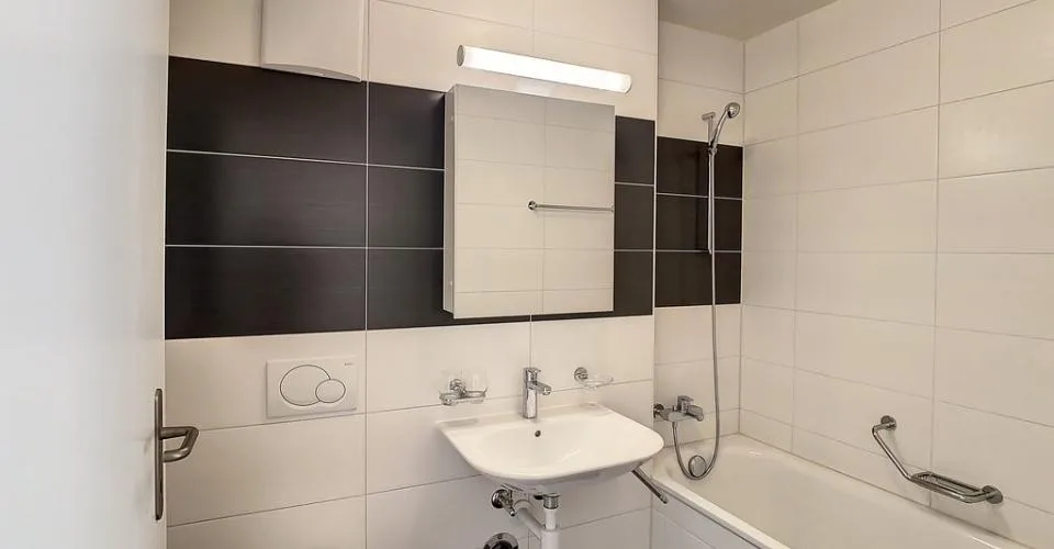 Geräumige 2.5-Zimmer-Wohnung mit Balkon – Foto 14 von 14