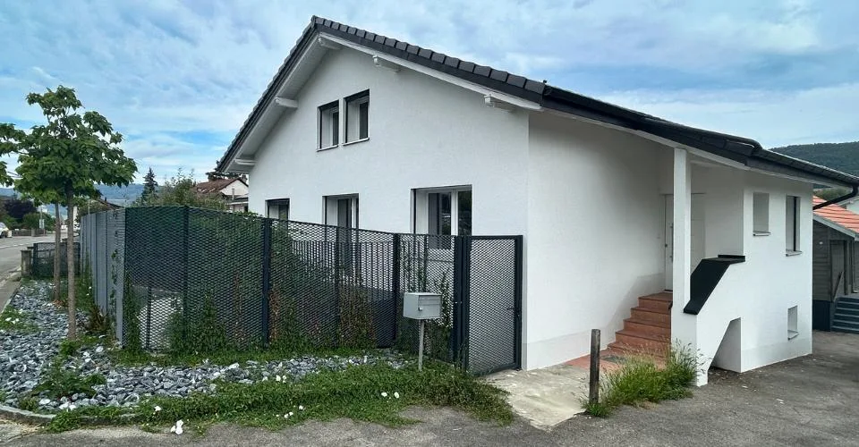 Geräumiges Haus mit Anbau in Vicques, renoviert 2025 – Foto 14 von 26