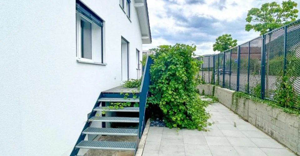 Geräumiges Haus mit Anbau in Vicques, renoviert 2025 – Foto 15 von 26