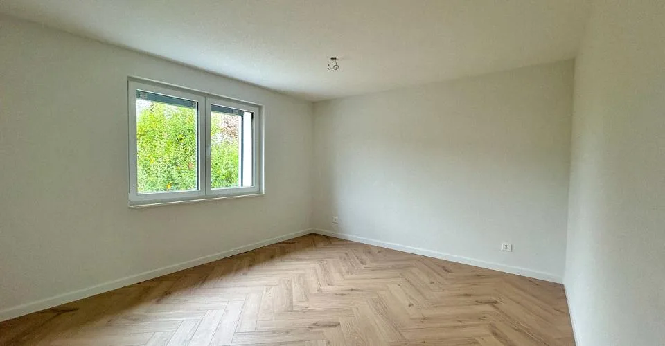 Geräumiges Haus mit Anbau in Vicques, renoviert 2025 – Foto 24 von 26