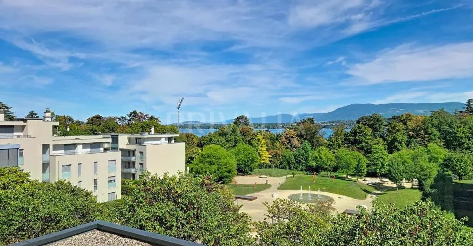 Bel attique de 121 m2 avec terrasse – Foto 9 von 16