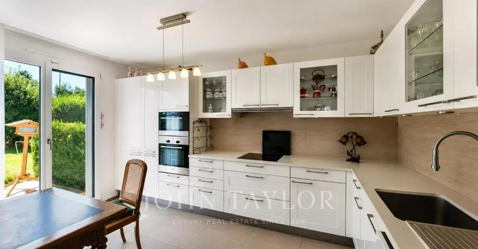 Magnifique souplex avec jardin dans une résidence moderne – Foto 6 von 26