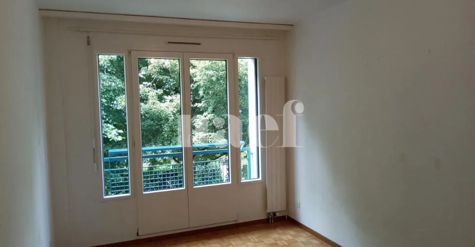 Appartement de 4 pièces au rez-de-chaussée