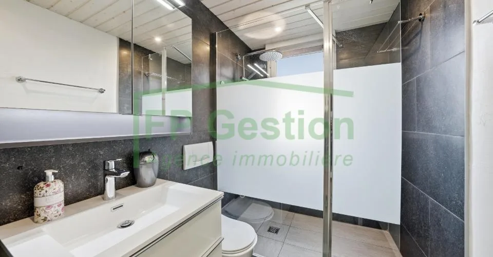 Superbe appartement avec 220 m2 terrasse et jardin à usage privatif et à 9 minutes à pied de la gare – foto 6 di 15