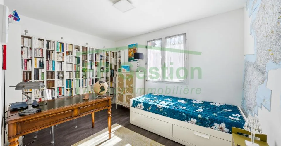 Superbe appartement avec 220 m2 terrasse et jardin à usage privatif et à 9 minutes à pied de la gare – foto 10 di 15
