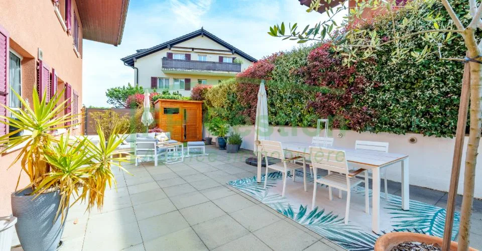 Superbe appartement avec 220 m2 terrasse et jardin à usage privatif et à 9 minutes à pied de la gare – foto 12 di 15