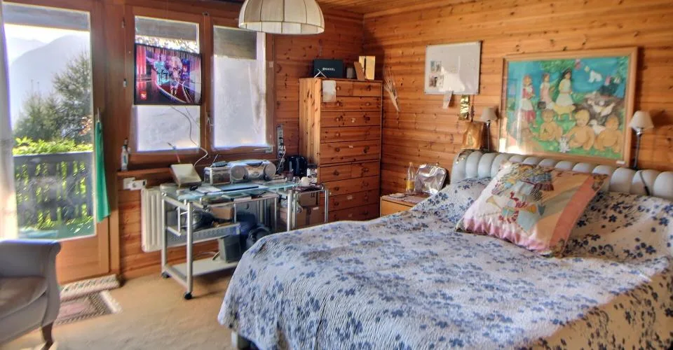 Très joli chalet très bien entretenu sur 3 étages – Foto 5 von 6