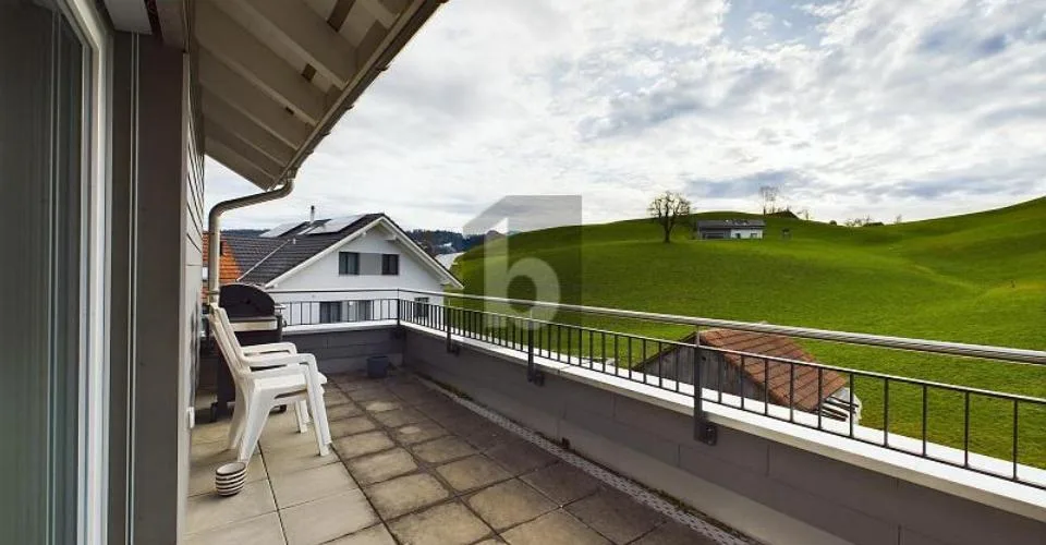 AN RUHIGER LAGE MIT UNVERBAUBARER AUSSICHT