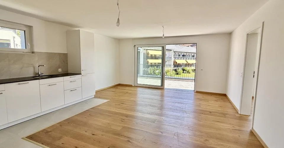 Magnifique appartement en attique de 4.5 pièces – Foto 2 von 10