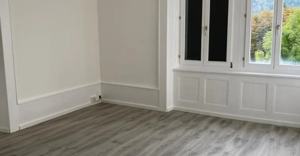 Zu vermieten: 3-Zimmer-Wohnung - Rue du Midi 34, St-Imier – Foto 12 von 16