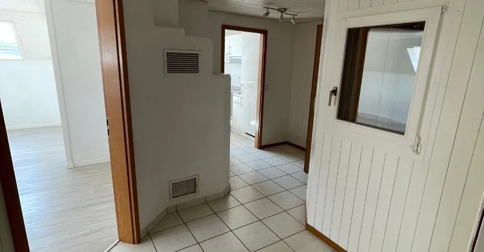 A louer: appartement de 4 pièces - Lavoir 3, Cortébert