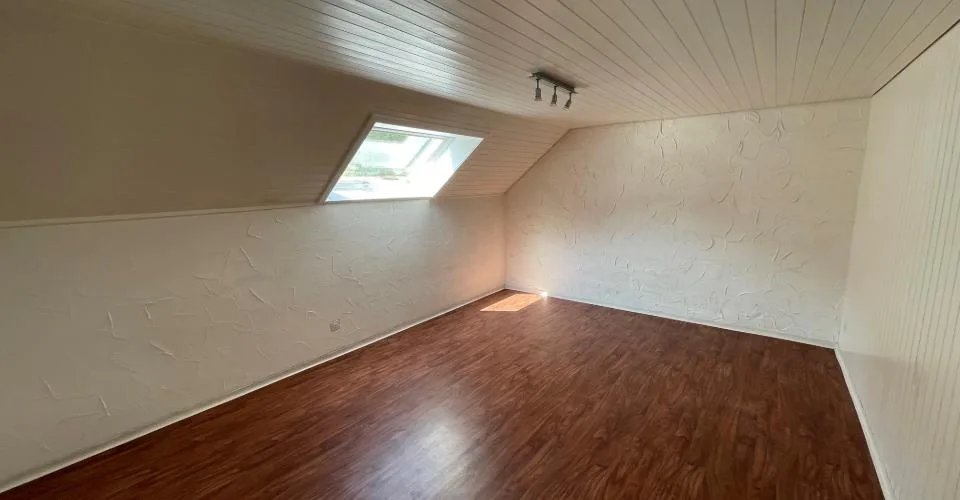 A louer: appartement de 4 pièces - Lavoir 3, Cortébert