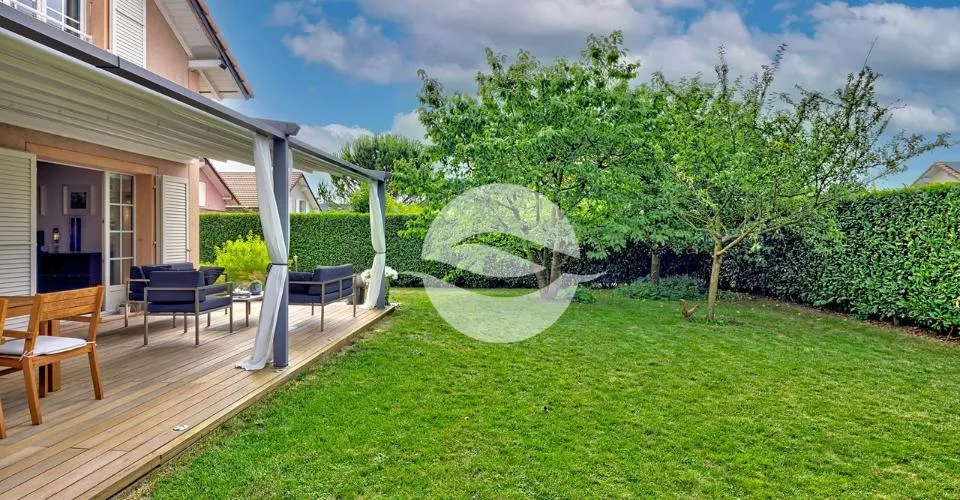 Magnifique maison de 5.5 pièces au cœur de Genthod