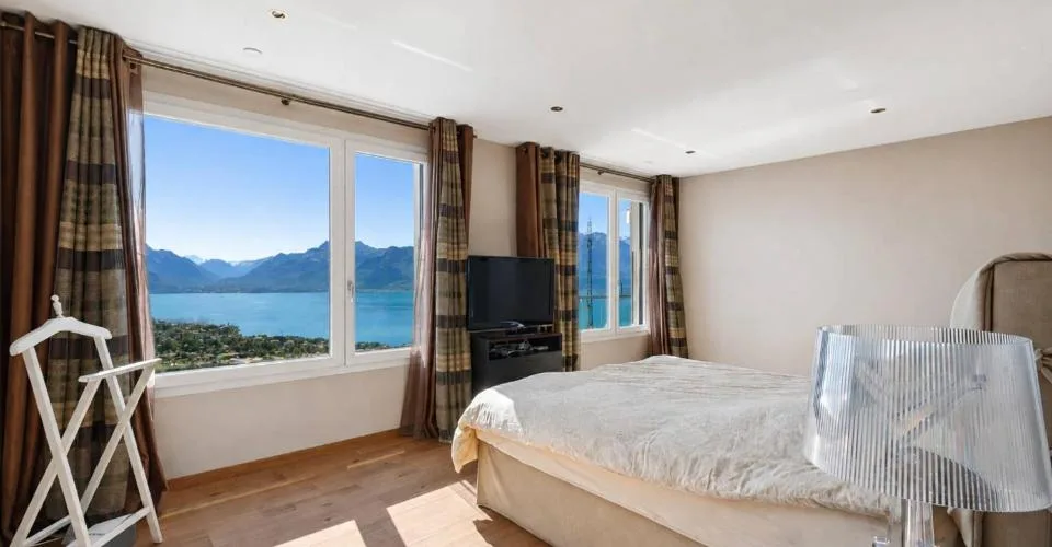 Duplex mit Villencharme und atemberaubendem Blick auf den See – Foto 11 von 26