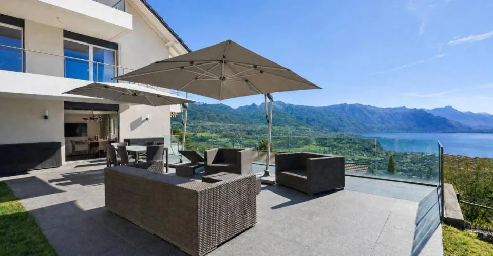 Duplex mit Villencharme und atemberaubendem Blick auf den See – Foto 2 von 26