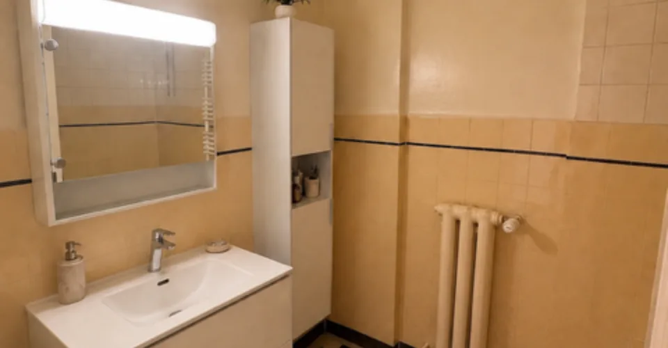A LOUER - Lausanne - Appartement de 2,5 pièces au 6ème étage avec deux balcons – foto 7 di 8