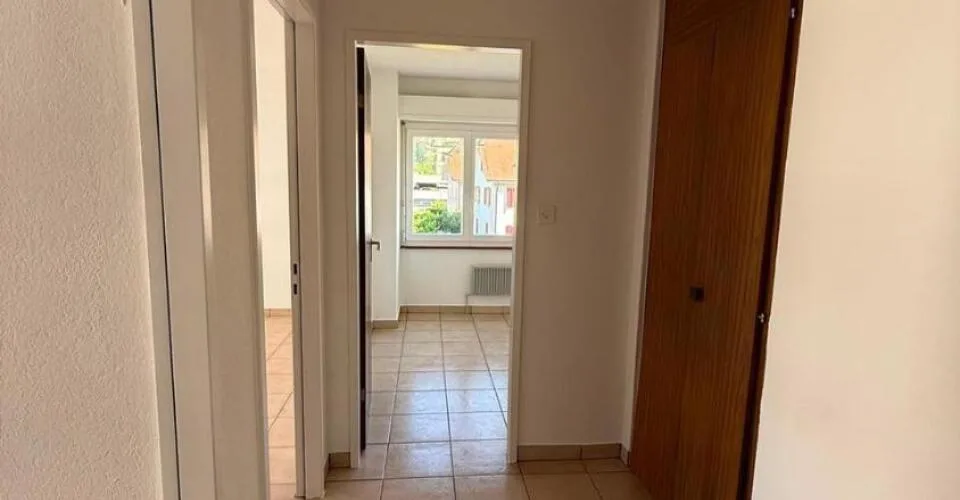 Bel appartement de 3.5 pièces à Delémont – Foto 4 von 6