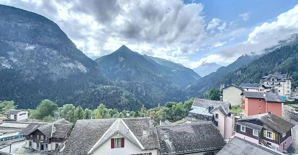 Sublime duplex avec vue sur le glacier du Trient. – photo 2 sur 13