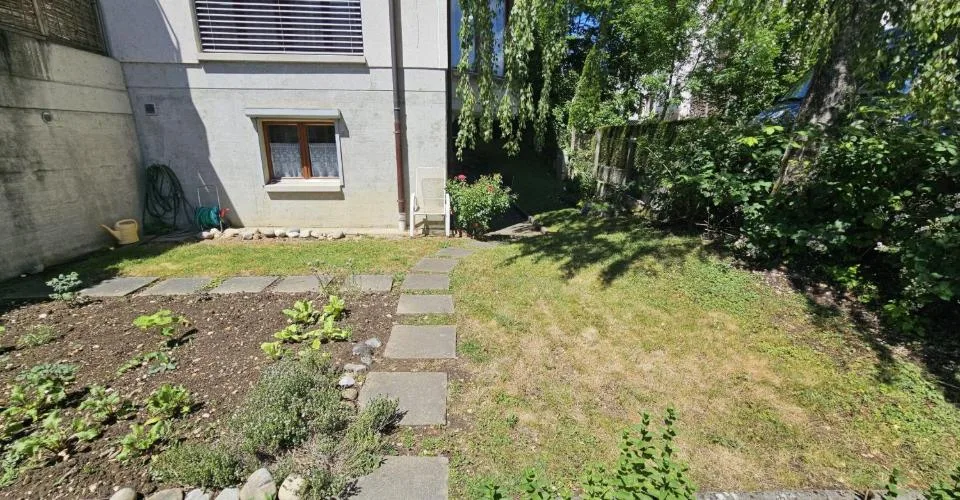 Zu verkaufen 2 Minuten von Delémont 2,5-Zimmer-Wohnung im Gartengeschoss – Foto 4 von 12