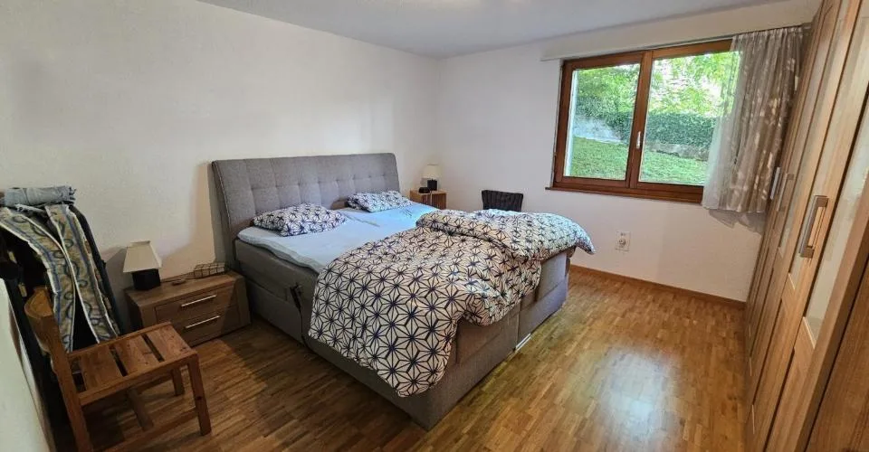 Zu verkaufen 2 Minuten von Delémont 2,5-Zimmer-Wohnung im Gartengeschoss – Foto 7 von 12